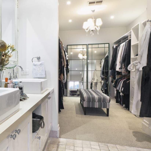 Closet 1
